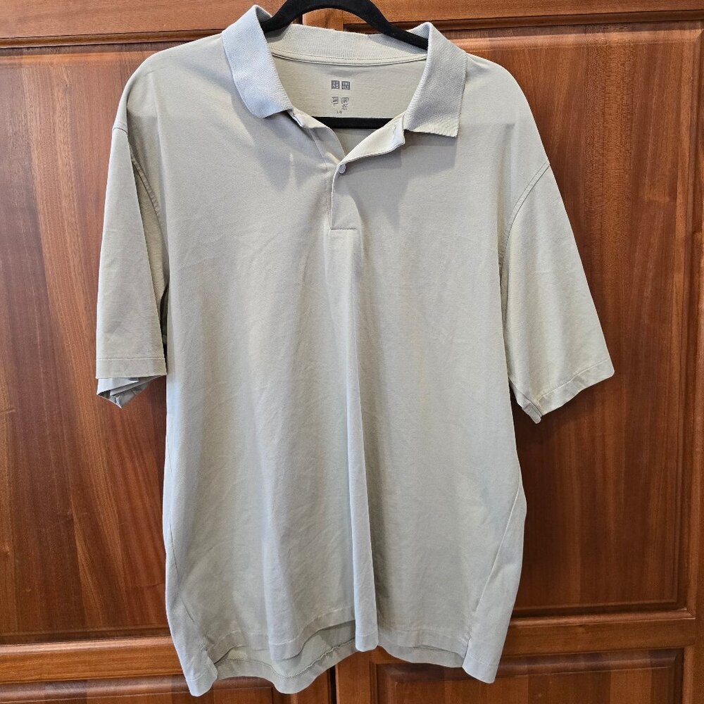 UNIQLO mens Golf shirt large
